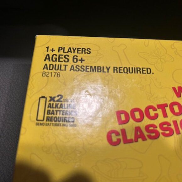 Hasbro Operation Interactive Game - Family/Friends Board Game - NEW - Picture 5 of 5